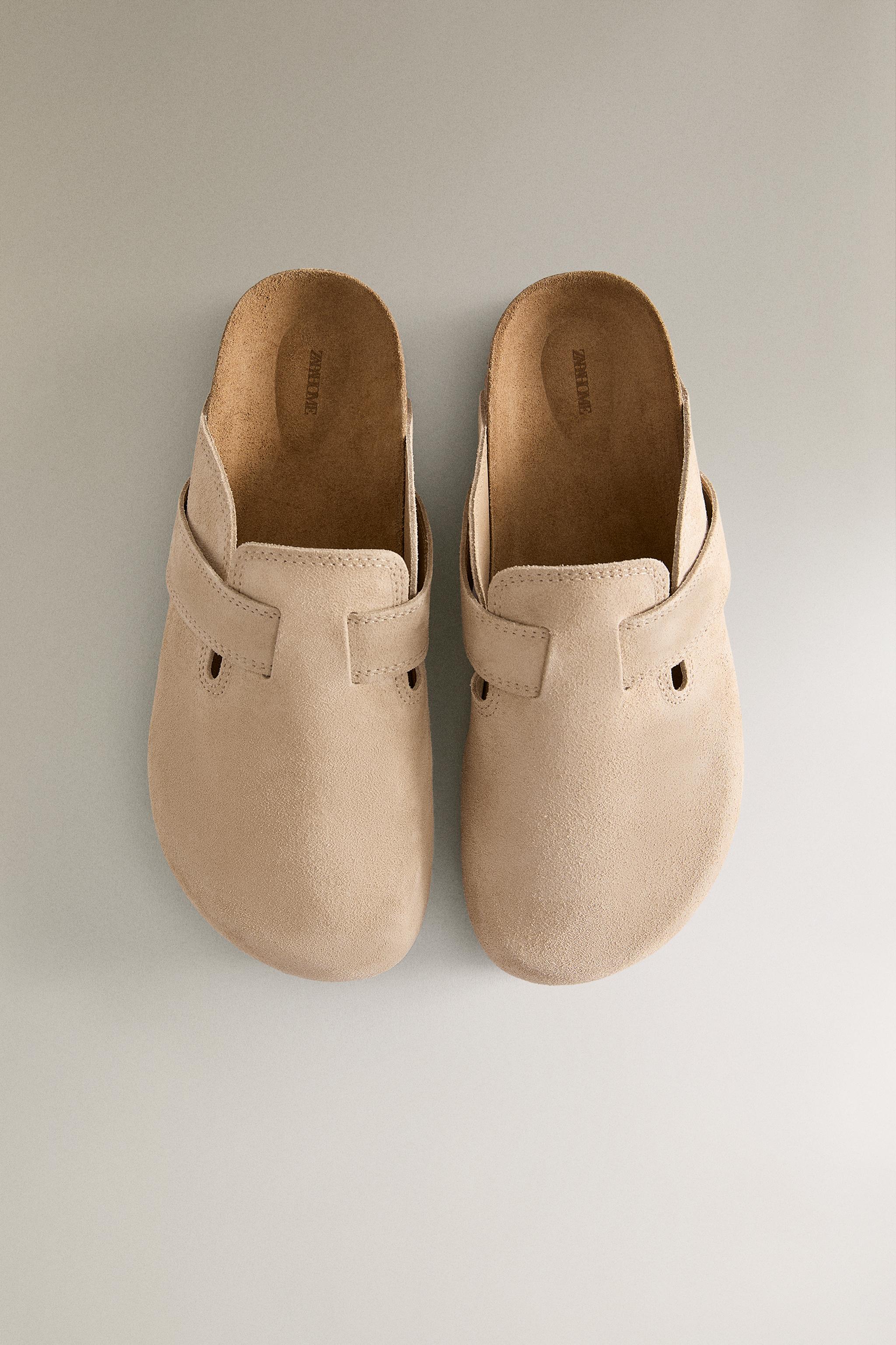 LEATHER CLOGS WITH STRAP